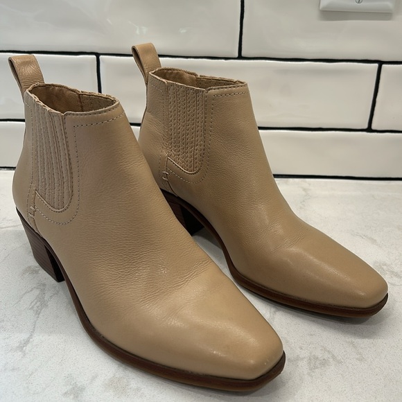 LUCKY BRAND Idola Beige Western Square Toe Stacked Heel Leather Booties 8 - Picture 14 of 16